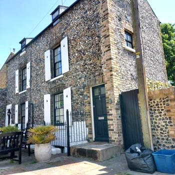 The seaside retreat