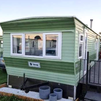 Castaway Retreats 3 E65