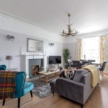 Glamorous flat near City Centre