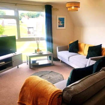 19 the Coombe