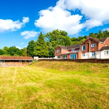 Croft House Sleeps 14 ꕤ Country Views nr Salisbury