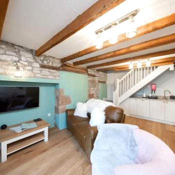 Ollerenshaw Cottage