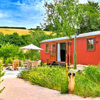 Finest Retreats - Cedar Luxury Shepherds Hut