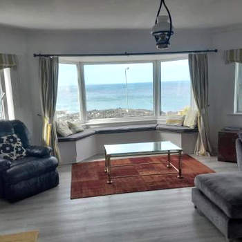 Beach lodge Stunning Sea Views