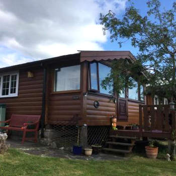 Snowdonia National park Log cabin with garden