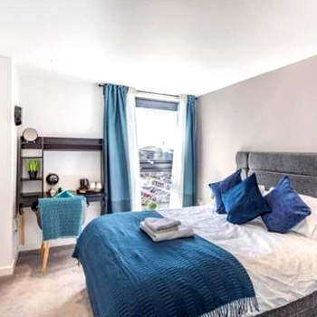 Luxury apartment with a great river view