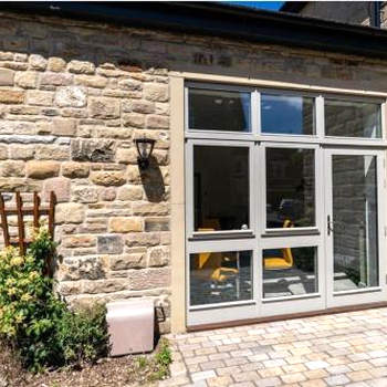 Impeccable 1-Bed Apartment in Buxton Town Center