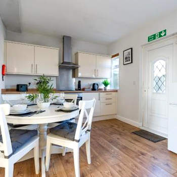 Allan House - 2 Bedroom Newbiggin by the Sea
