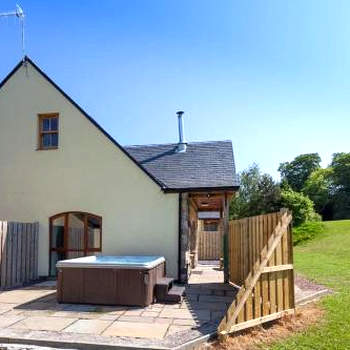 Beech Cottage at Williamscraig Holiday Cottages