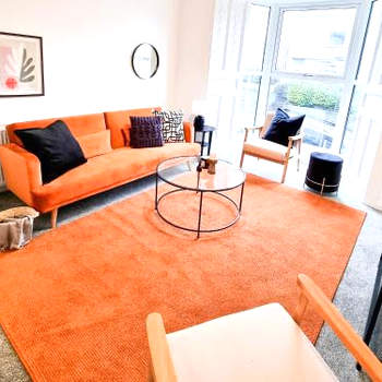 Spacious 3-bed near the city centre