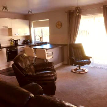 Cosy 2-Bed Detached Cottage in Bridlington
