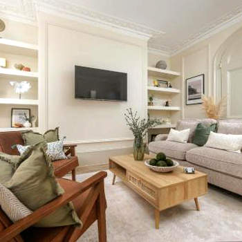 NEWLY RENOVATED Georgian Ground Floor Luxury Apt - Sleeps 6