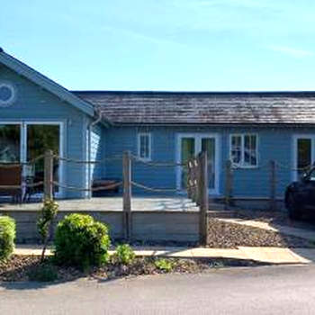 Blue Bay at The Bay Filey, sleeps 4-6, 2 dogs welcome for free too