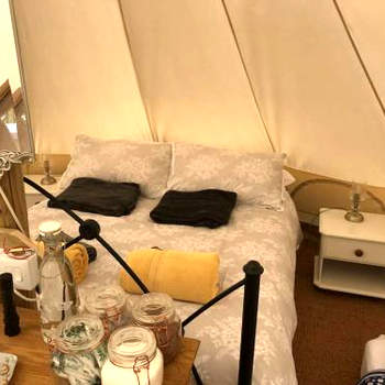 Cox Hill Glamping Badger