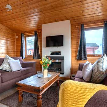 Chalet Loch Leven Lodge 10 by Interhome