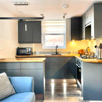 The Bungalow 1A Wenlock