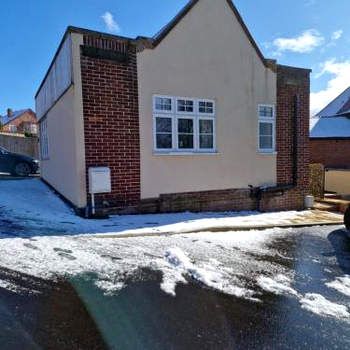 The Lodge, 9 Dene House