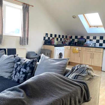 Beautiful 2 Bedroom apartment