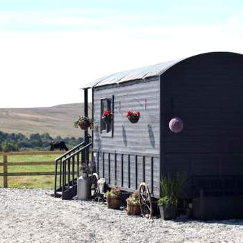 The Cloves Farm Shepherd’s Hut