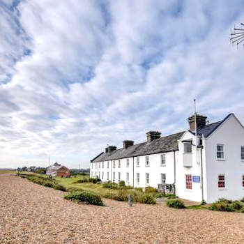 6 Coastguard Cottages